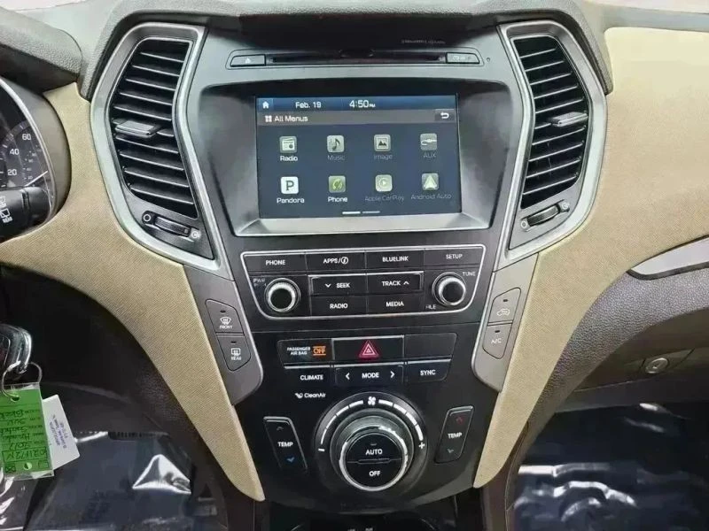 2017 Hyundai Santa Fe - Image 11 of 12