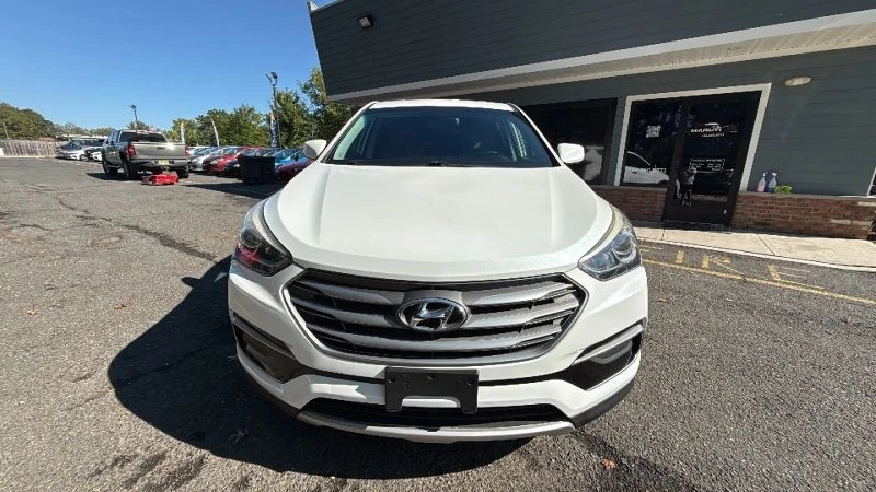 2017 Hyundai Santa Fe - Image 2 of 12