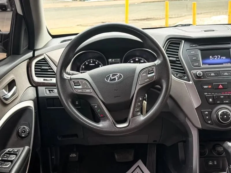 2017 Hyundai Santa Fe - Image 10 of 12