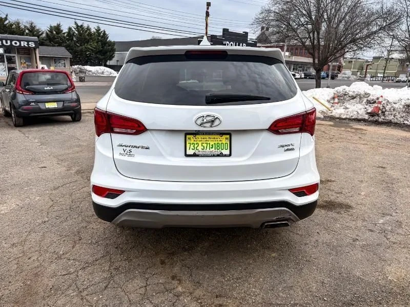 2017 Hyundai Santa Fe - Image 6 of 12