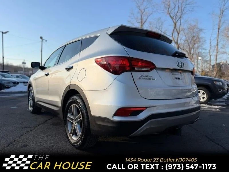 2017 Hyundai Santa Fe - Image 12 of 12