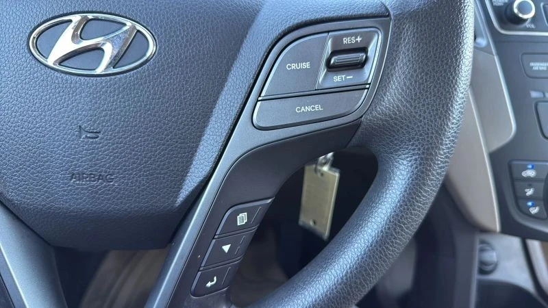 2017 Hyundai Santa Fe - Image 11 of 12