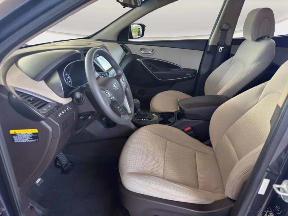 2017 Hyundai Santa Fe - Image 8 of 21