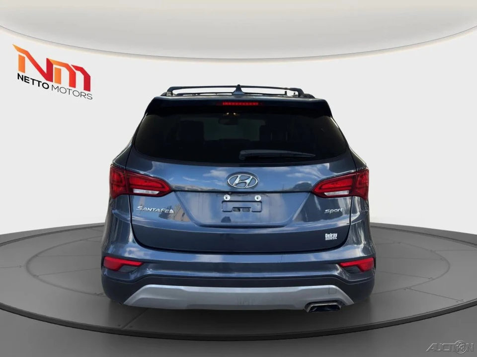 2017 Hyundai Santa Fe - Image 4 of 21