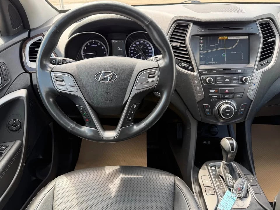 2017 Hyundai Santa Fe - Image 16 of 20