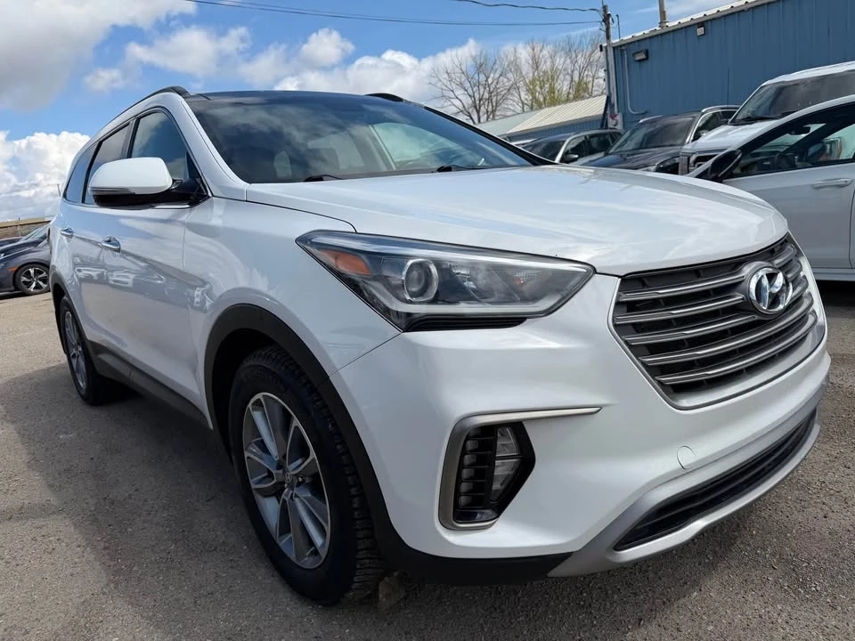 2017 Hyundai Santa Fe - Image 3 of 20