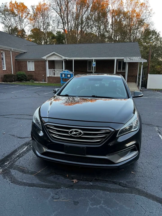 2017 Hyundai Sonata - Image 4 of 18