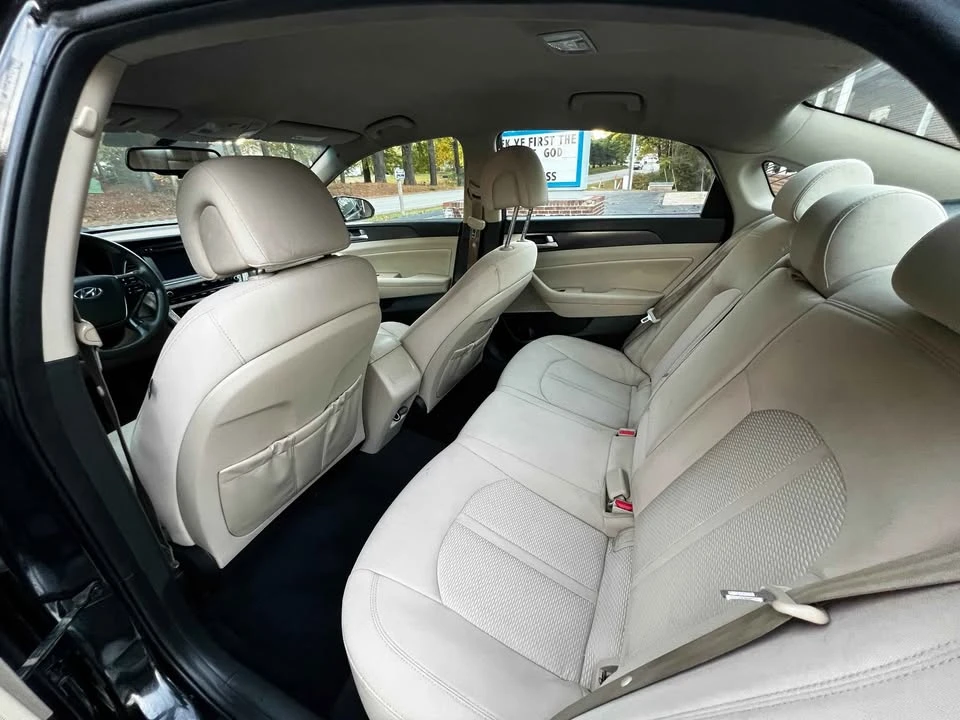 2017 Hyundai Sonata - Image 12 of 18