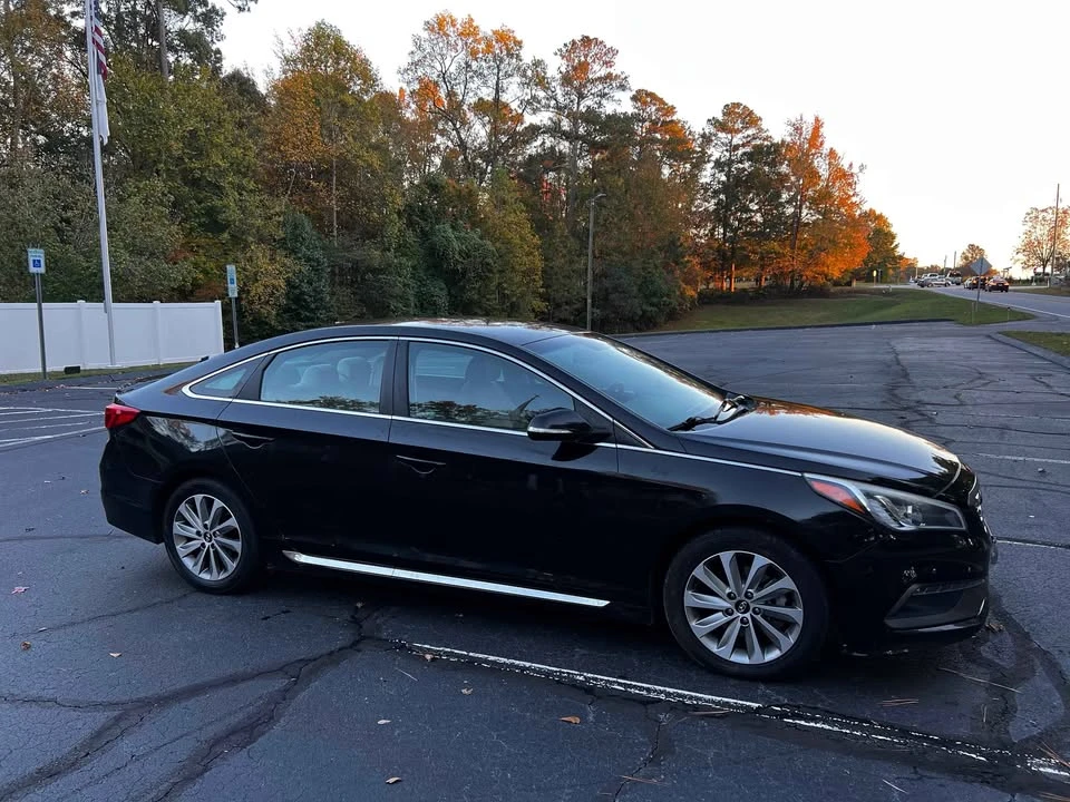 2017 Hyundai Sonata - Image 6 of 18