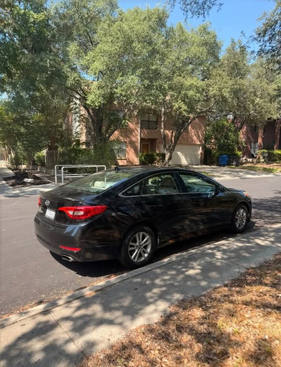2017 Hyundai Sonata - Image 3 of 4