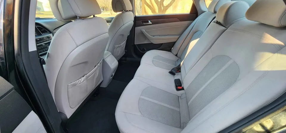 2017 Hyundai Sonata - Image 7 of 10