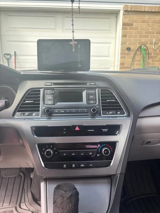 2017 Hyundai Sonata - Image 9 of 13