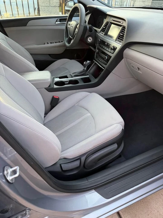2017 Hyundai Sonata - Image 5 of 20