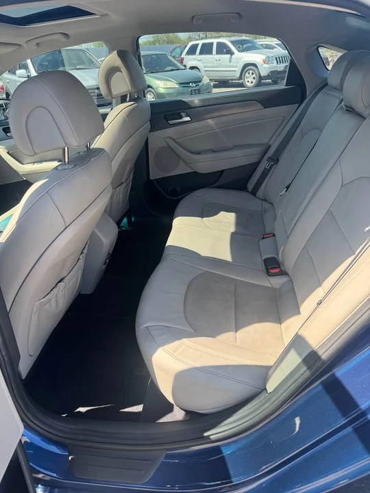 2017 Hyundai Sonata - Image 10 of 20