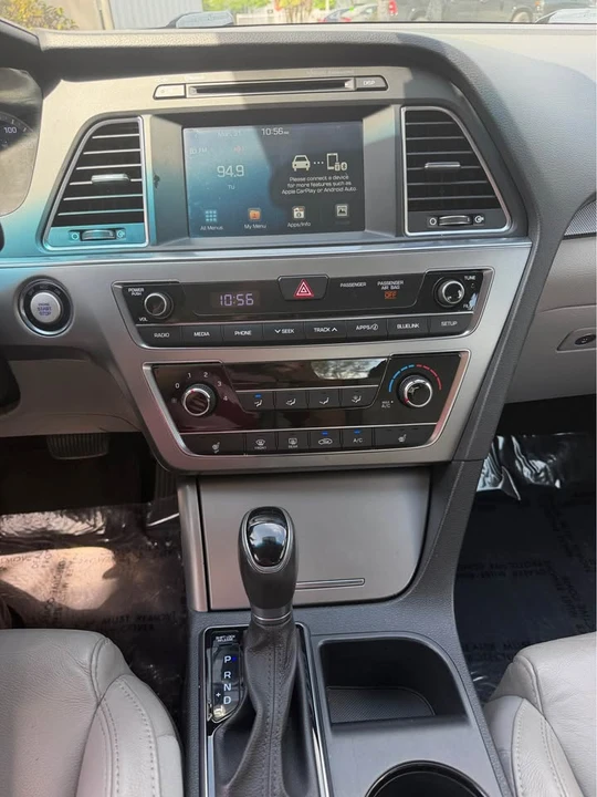 2017 Hyundai Sonata - Image 11 of 19