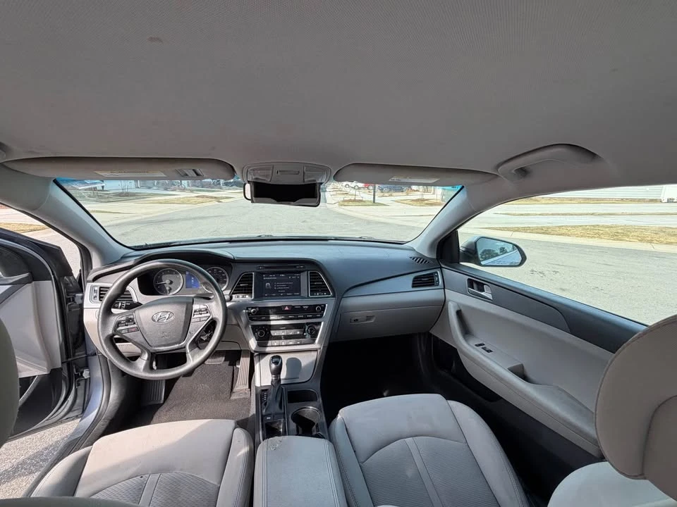 2017 Hyundai Sonata - Image 3 of 9