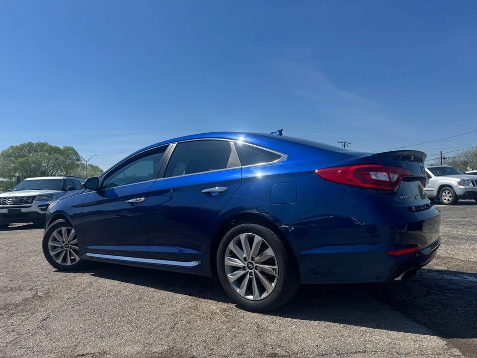 2017 Hyundai Sonata - Image 3 of 20