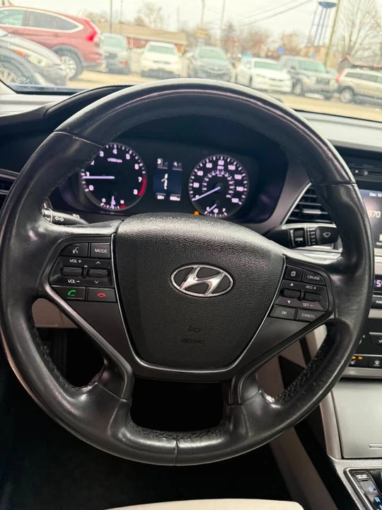 2017 Hyundai Sonata - Image 19 of 20