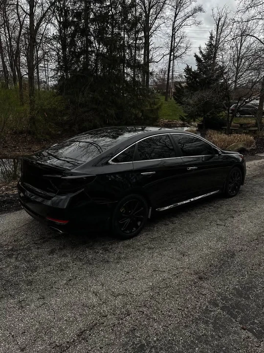 2017 Hyundai Sonata - Image 2 of 4