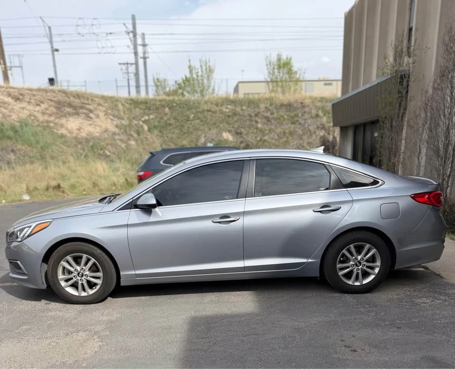 2017 Hyundai Sonata - Image 5 of 12