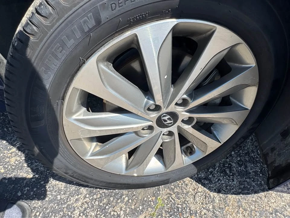 2017 Hyundai Sonata - Image 19 of 20