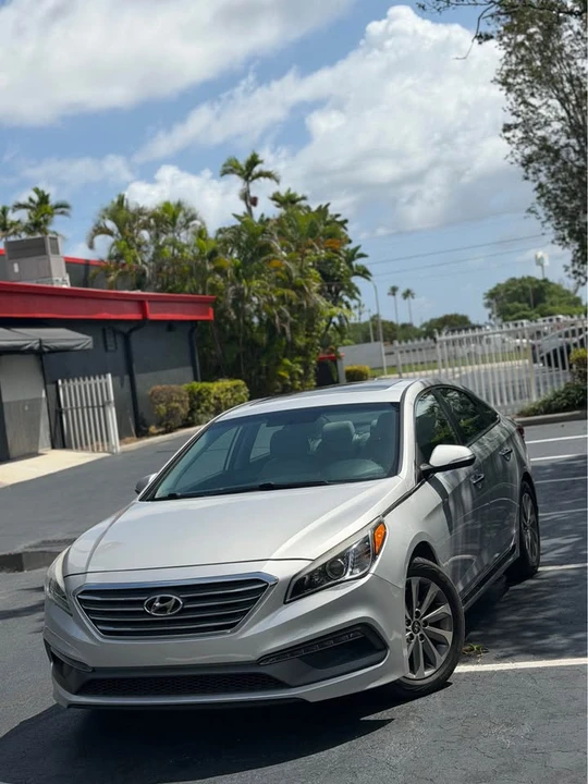 2017 Hyundai Sonata - Image 17 of 19