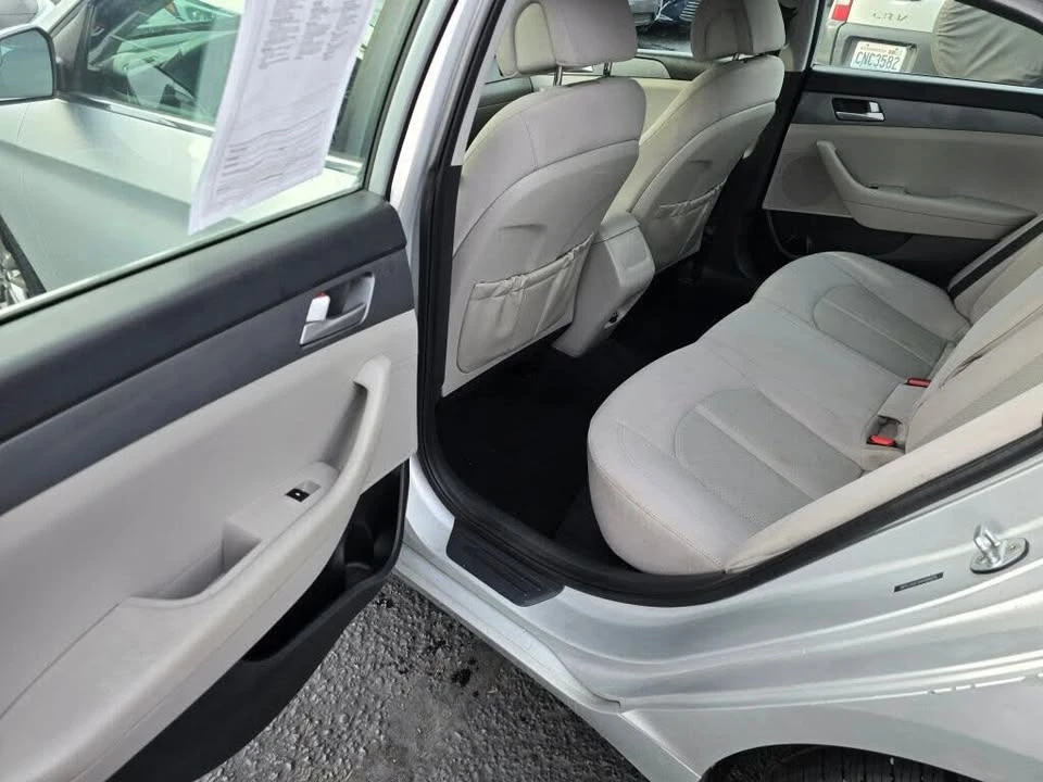 2017 Hyundai Sonata - Image 17 of 20