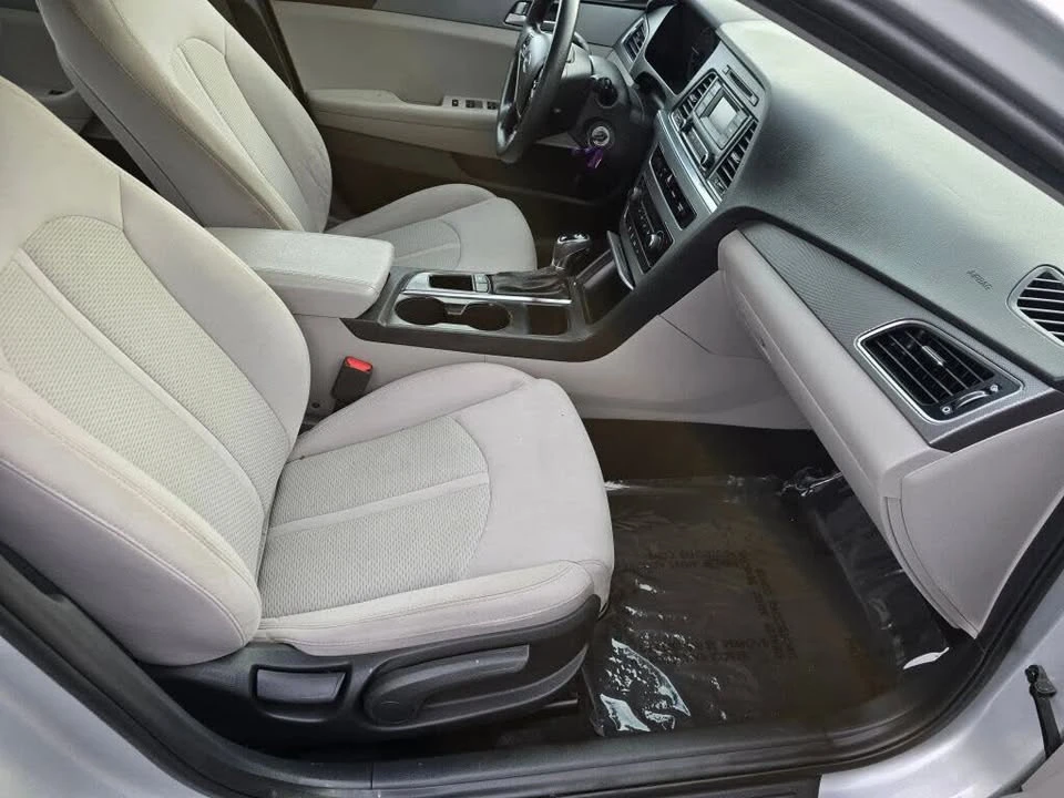 2017 Hyundai Sonata - Image 11 of 20