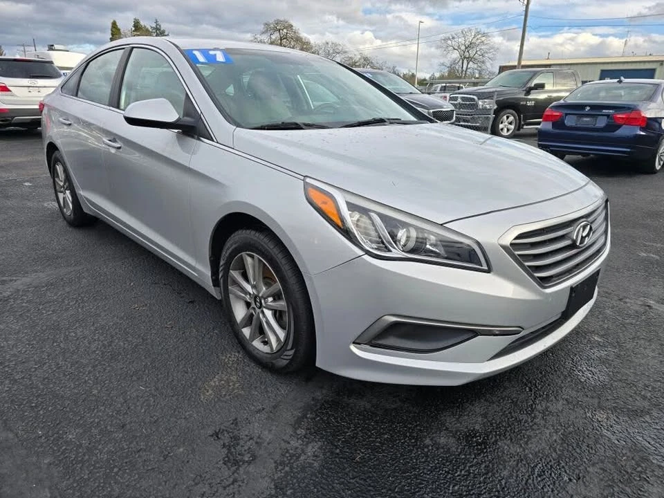 2017 Hyundai Sonata - Image 7 of 20
