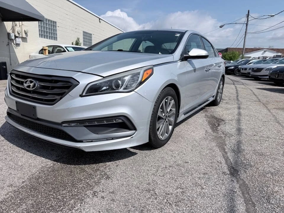 2017 Hyundai Sonata - Image 11 of 20
