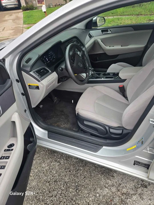 2017 Hyundai Sonata - Image 8 of 8