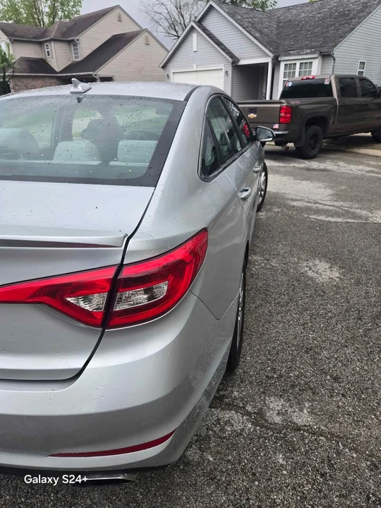 2017 Hyundai Sonata - Image 5 of 8