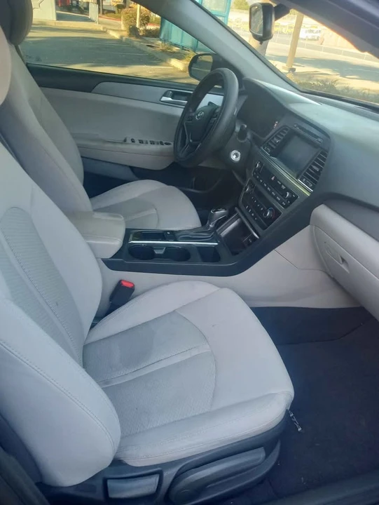 2017 Hyundai Sonata - Image 5 of 5