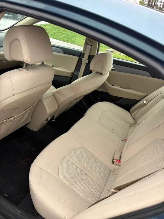 2017 Hyundai Sonata - Image 6 of 9