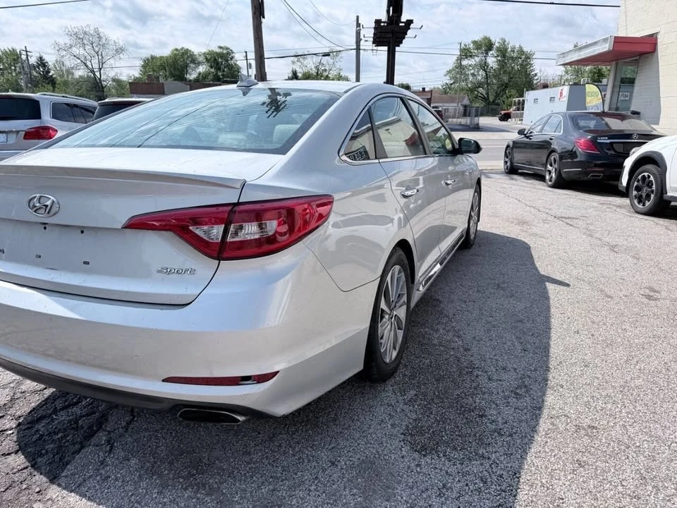 2017 Hyundai Sonata - Image 8 of 20