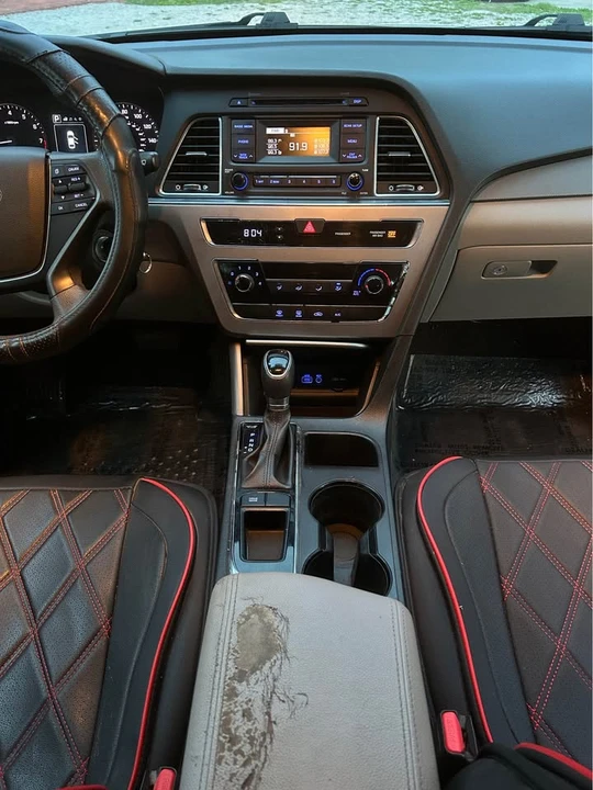 2017 Hyundai Sonata - Image 10 of 16