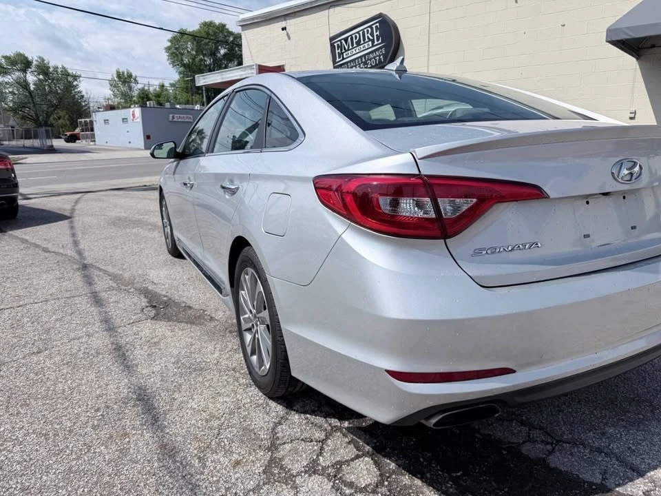 2017 Hyundai Sonata - Image 7 of 20