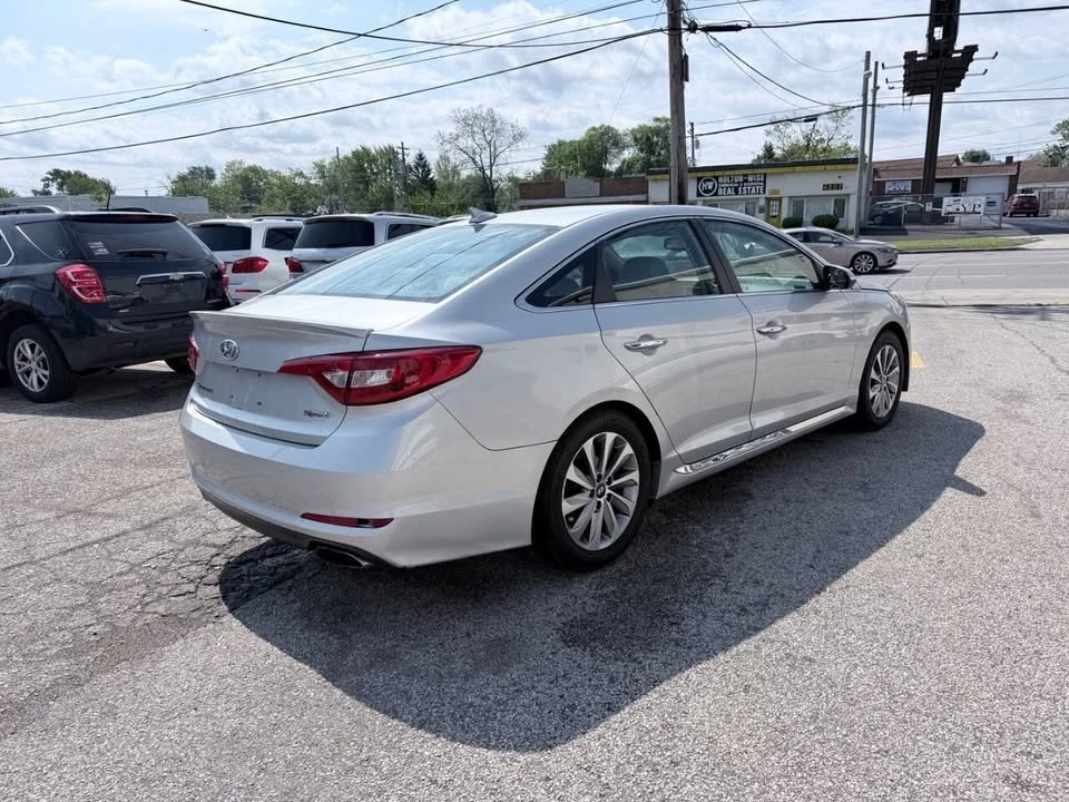 2017 Hyundai Sonata - Image 4 of 20