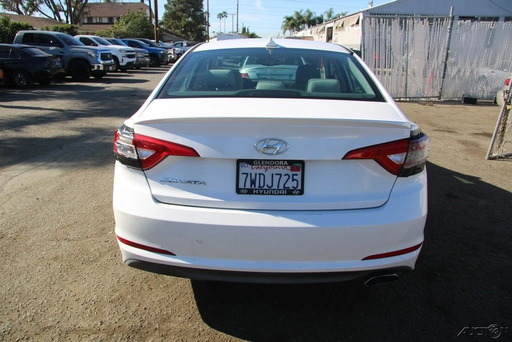 2017 Hyundai Sonata - Image 5 of 21