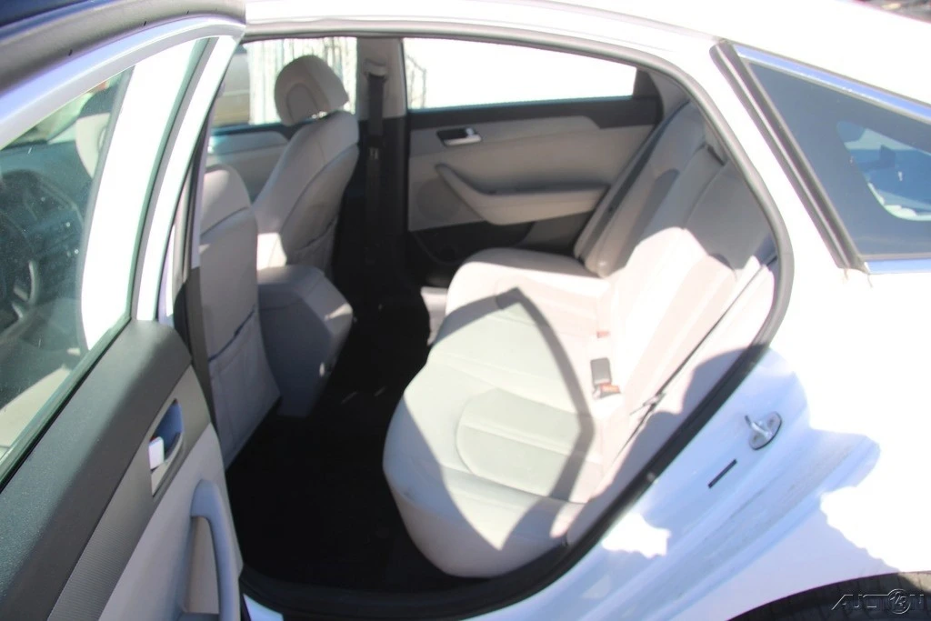 2017 Hyundai Sonata - Image 19 of 21