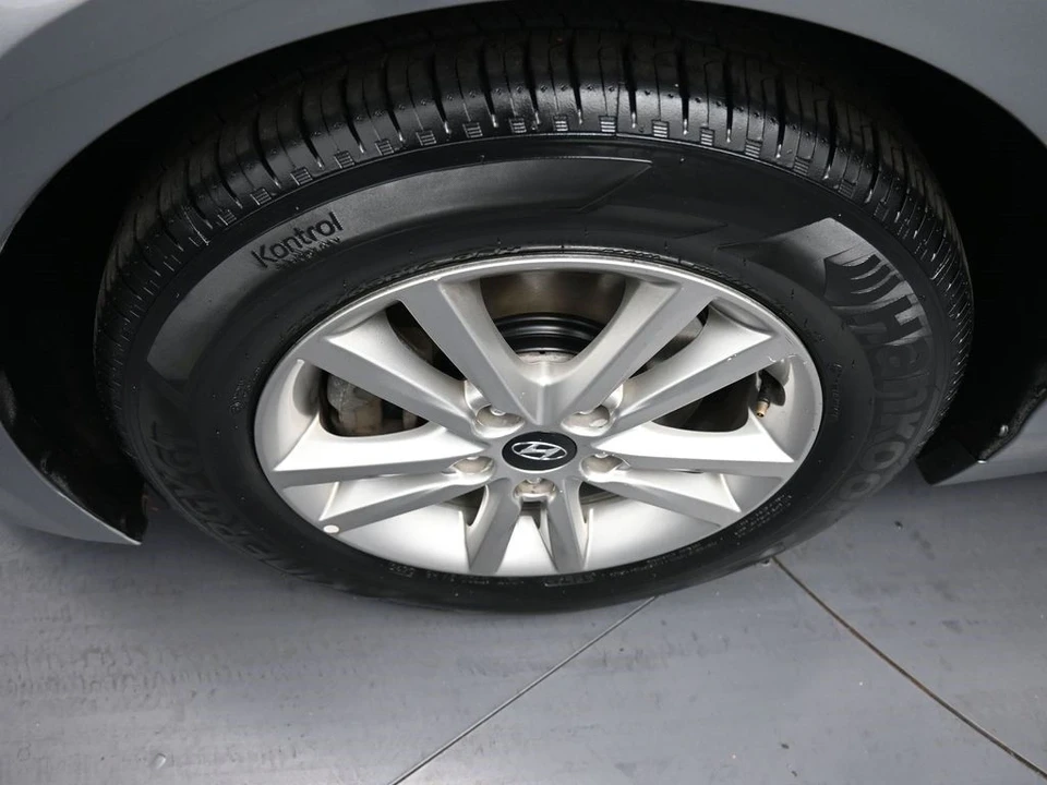2017 Hyundai Sonata - Image 14 of 21