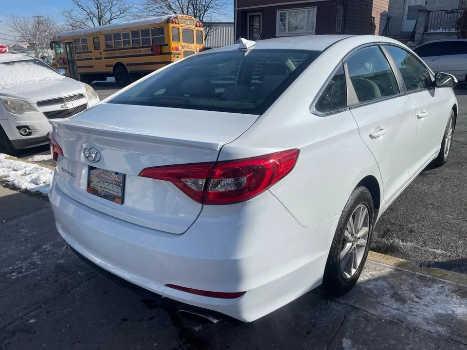 2017 Hyundai Sonata - Image 7 of 20