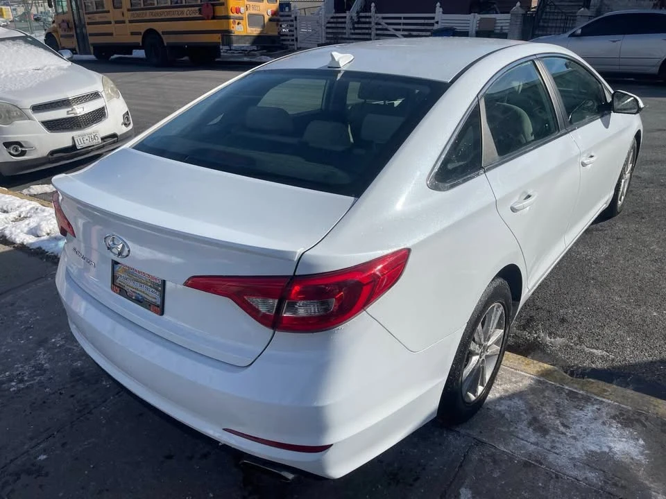 2017 Hyundai Sonata - Image 9 of 20