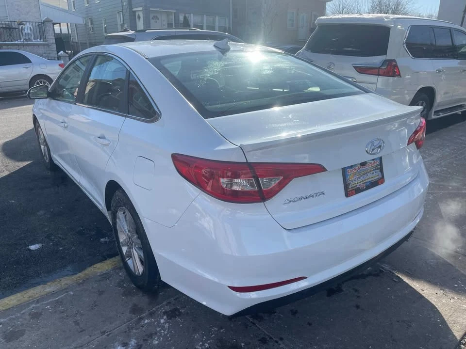 2017 Hyundai Sonata - Image 10 of 20