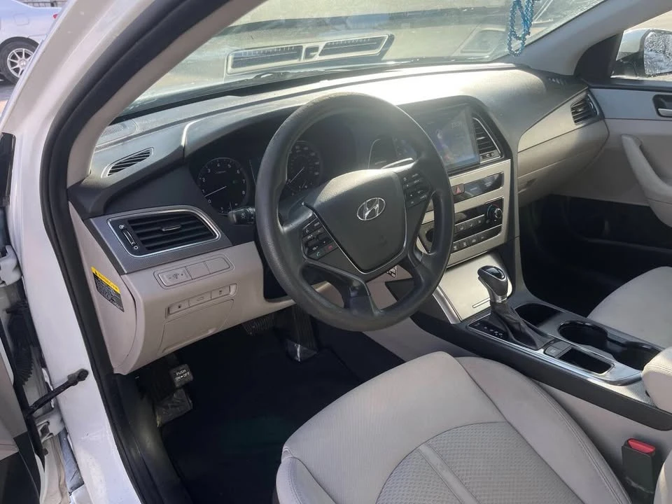 2017 Hyundai Sonata - Image 16 of 20