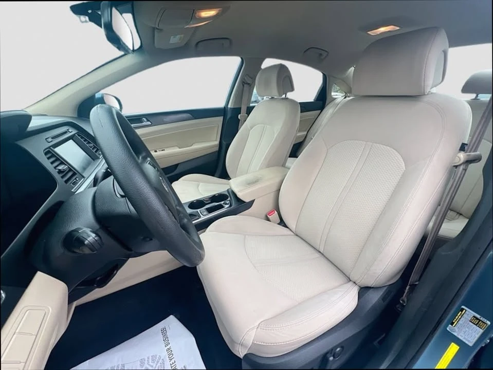 2017 Hyundai Sonata - Image 14 of 15