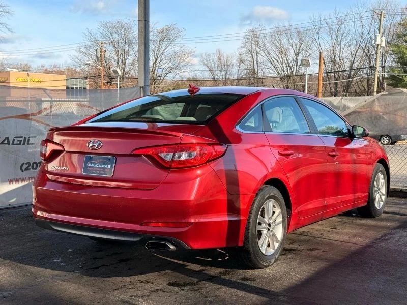 2017 Hyundai Sonata - Image 11 of 12