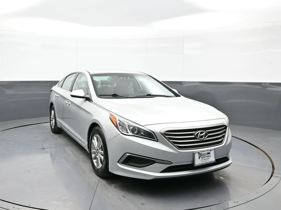 2017 Hyundai Sonata - Image 3 of 12