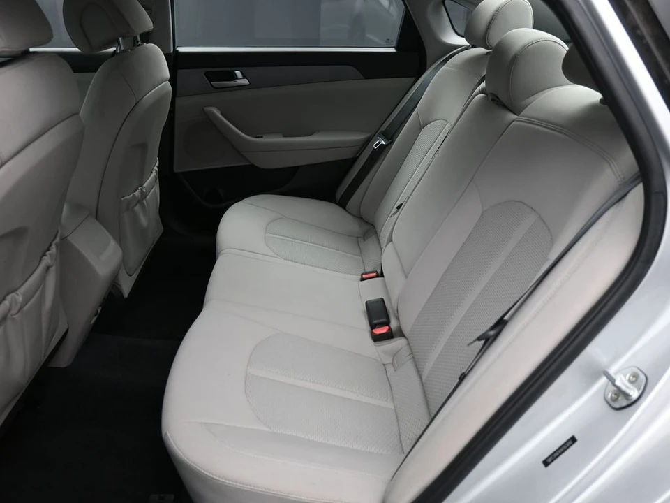 2017 Hyundai Sonata - Image 20 of 21