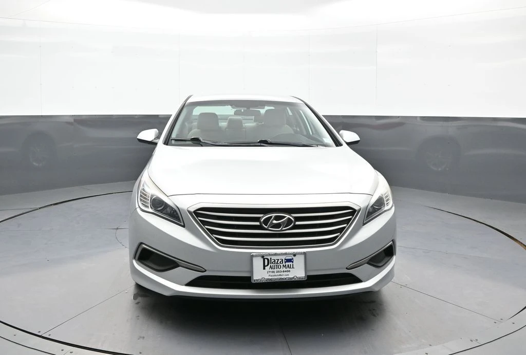 2017 Hyundai Sonata - Image 2 of 12